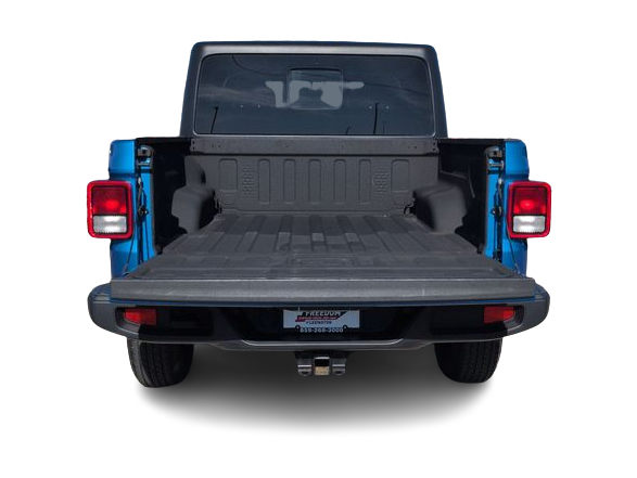 Thumbnail: 2021 Jeep Gladiator - 16