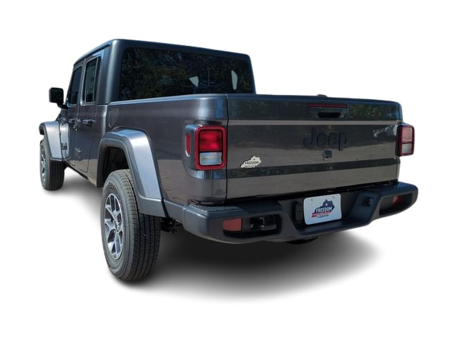 Thumbnail: 2025 Jeep Gladiator - 4