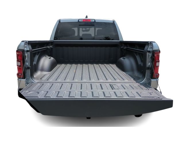 Thumbnail: 2026 RAM 1500 - 17