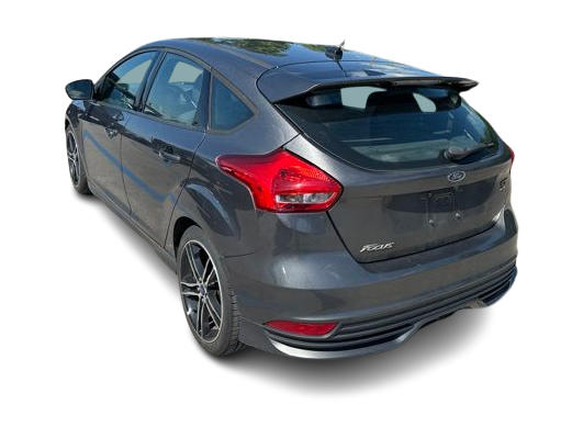 Thumbnail: 2016 Ford Focus - 3