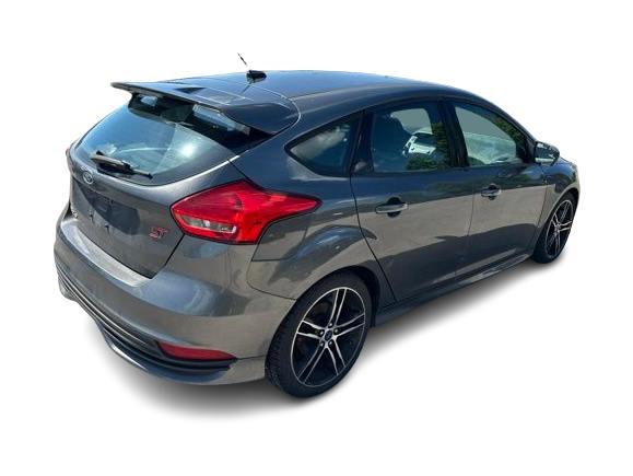 Thumbnail: 2016 Ford Focus - 20