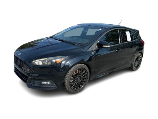 Thumbnail: 2017 Ford Focus - 11