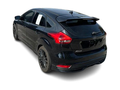 Thumbnail: 2017 Ford Focus - 3