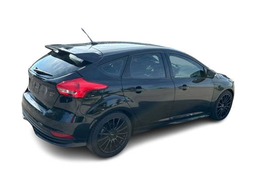 Thumbnail: 2017 Ford Focus - 16