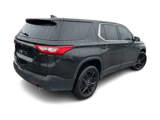Thumbnail: 2019 Chevrolet Traverse - 17