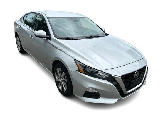 Thumbnail: 2022 Nissan Altima - 21