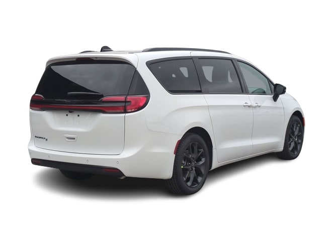 Thumbnail: 2026 Chrysler Pacifica - 21