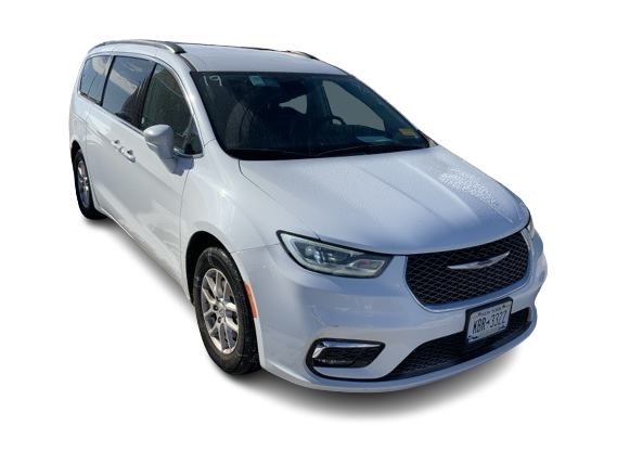 2022 Chrysler Pacifica Touring L 24