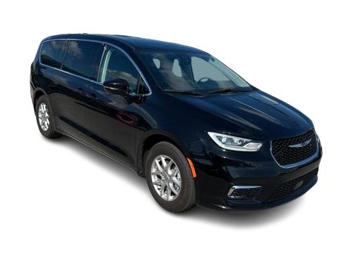 Thumbnail: 2024 Chrysler Pacifica - 23