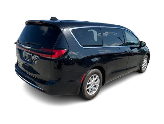 Thumbnail: 2024 Chrysler Pacifica - 20