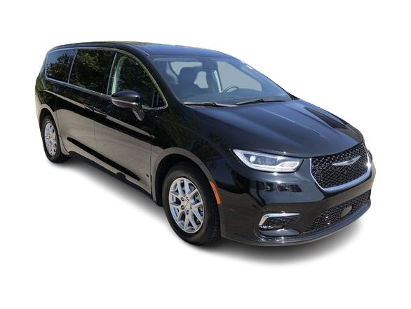 Thumbnail: 2024 Chrysler Pacifica - 21
