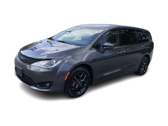 Thumbnail: 2020 Chrysler Pacifica - 17