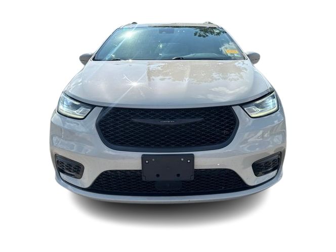 Thumbnail: 2021 Chrysler Pacifica - 6
