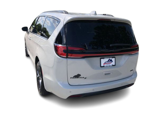 Thumbnail: 2021 Chrysler Pacifica - 18