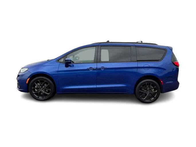Thumbnail: 2021 Chrysler Pacifica - 20