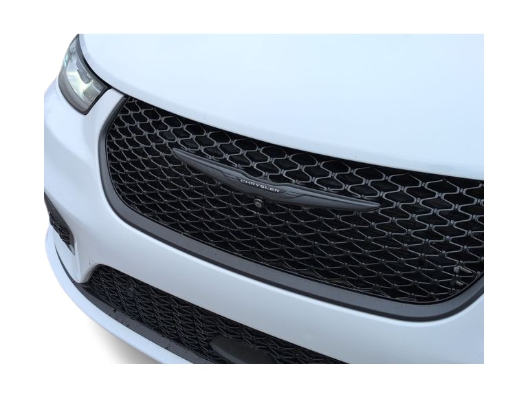 Thumbnail: 2022 Chrysler Pacifica - 22