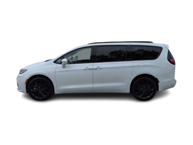 Thumbnail: 2022 Chrysler Pacifica - 3