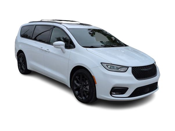 Thumbnail: 2022 Chrysler Pacifica - 17