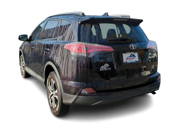 Thumbnail: 2016 Toyota RAV4 - 3
