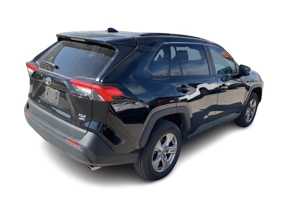 2023 Toyota RAV4 XLE 21