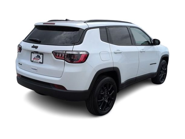 Thumbnail: 2026 Jeep Compass - 21