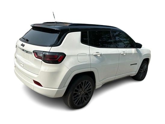 Thumbnail: 2022 Jeep Compass - 21