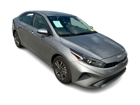Thumbnail: 2024 Kia Forte - 15