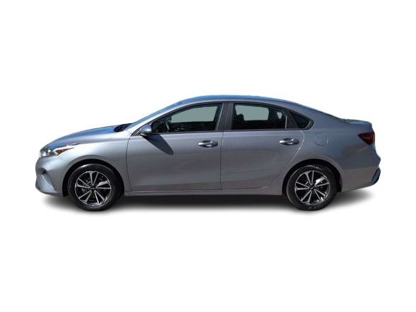 Thumbnail: 2024 Kia Forte - 3