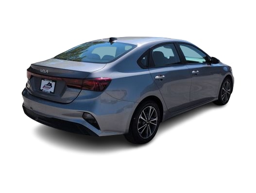 Thumbnail: 2024 Kia Forte - 20