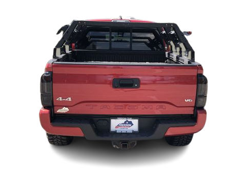 Thumbnail: 2018 Toyota Tacoma - 5