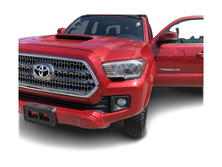Thumbnail: 2016 Toyota Tacoma - 24