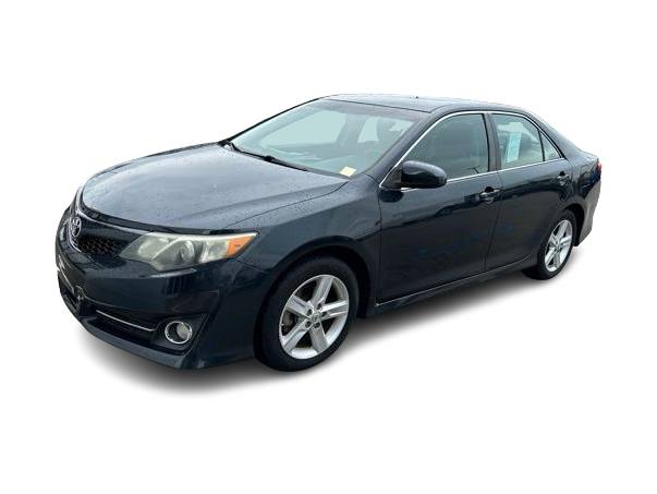 Thumbnail: 2014 Toyota Camry - 4