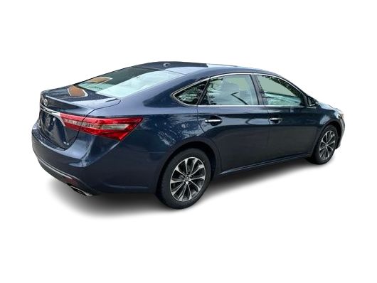 Thumbnail: 2016 Toyota Avalon - 15