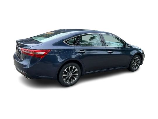 Thumbnail: 2016 Toyota Avalon - 16