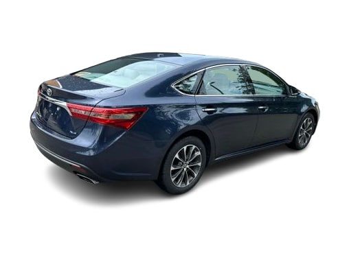 Thumbnail: 2016 Toyota Avalon - 14