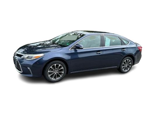 Thumbnail: 2016 Toyota Avalon - 3