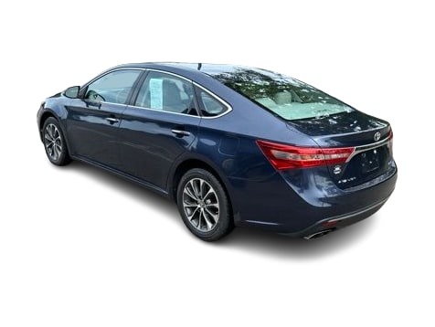 Thumbnail: 2016 Toyota Avalon - 4