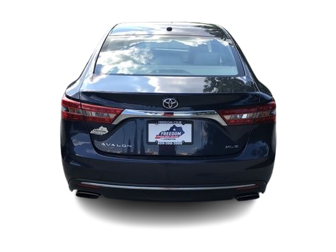 Thumbnail: 2016 Toyota Avalon - 5
