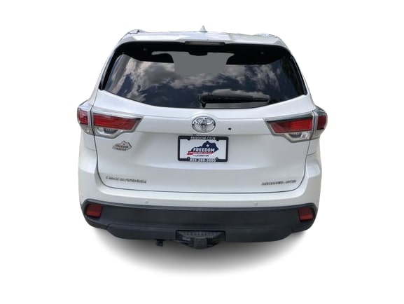 Thumbnail: 2016 Toyota Highlander - 5