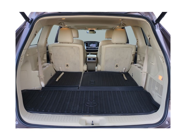Thumbnail: 2017 Toyota Highlander - 18