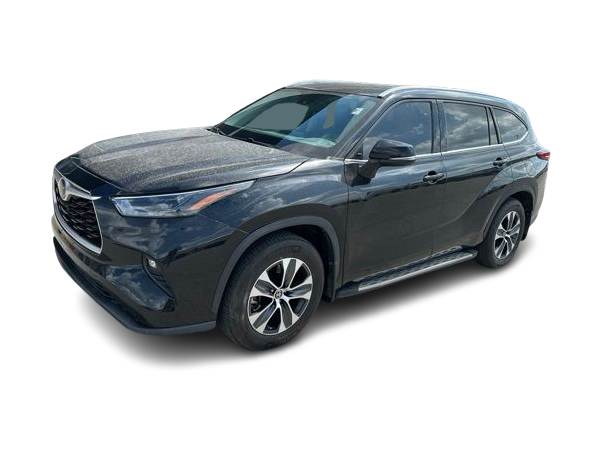 Thumbnail: 2022 Toyota Highlander - 18