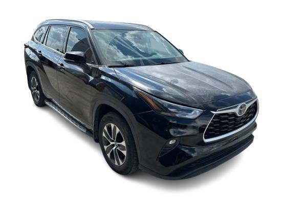 Thumbnail: 2022 Toyota Highlander - 25