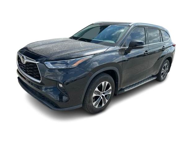 Thumbnail: 2022 Toyota Highlander - 11