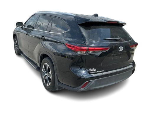 Thumbnail: 2022 Toyota Highlander - 19
