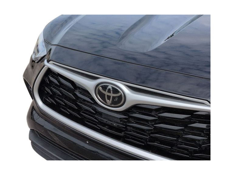 Thumbnail: 2022 Toyota Highlander - 25