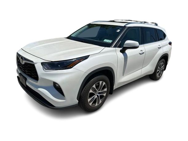 Thumbnail: 2021 Toyota Highlander - 17