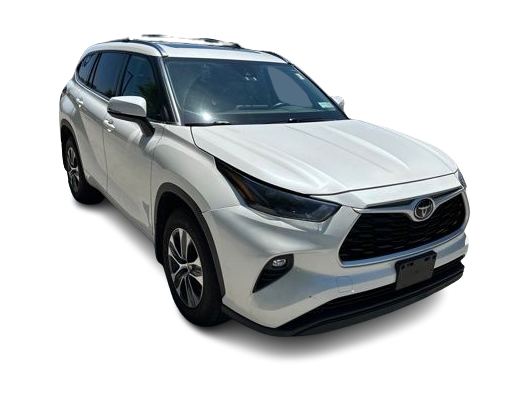 Thumbnail: 2021 Toyota Highlander - 26