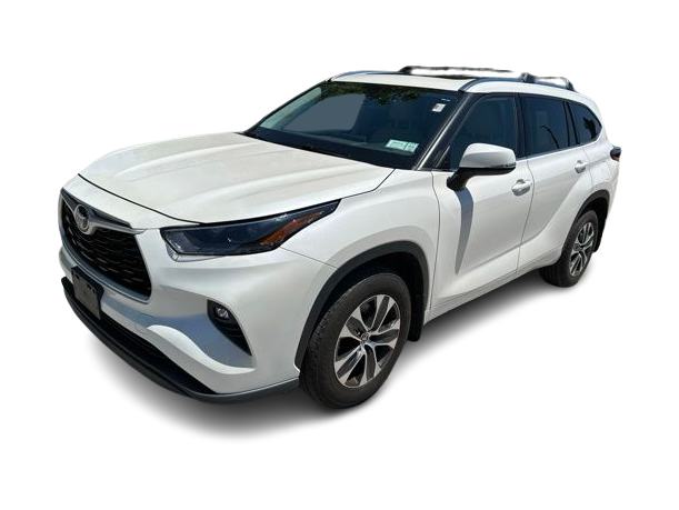 Thumbnail: 2021 Toyota Highlander - 16