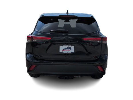Thumbnail: 2023 Toyota Highlander - 5