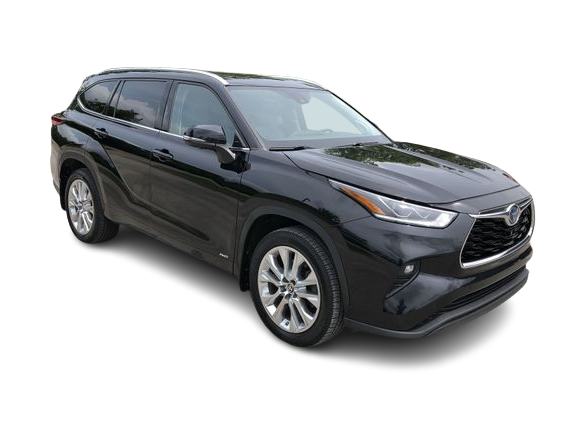 Thumbnail: 2023 Toyota Highlander - 21